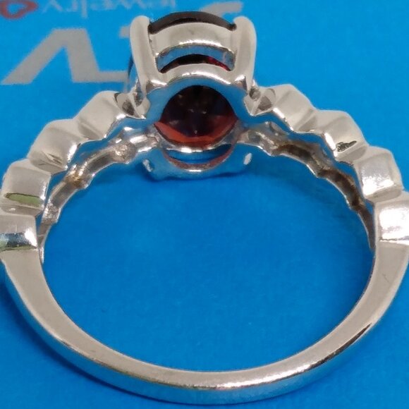 Red garnet ring - Picture 2 of 4